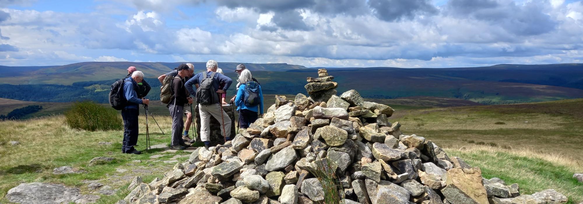 derwent edge lost lad cairn and Ramblers